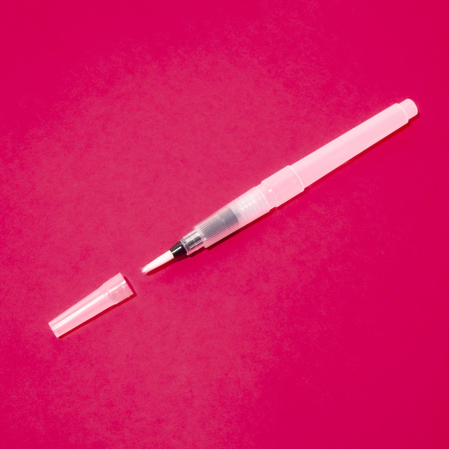 Boîte de peinture aquarelle OMY légère et pratique, idéale pour les artistes nomades et les loisirs créatifs en famille