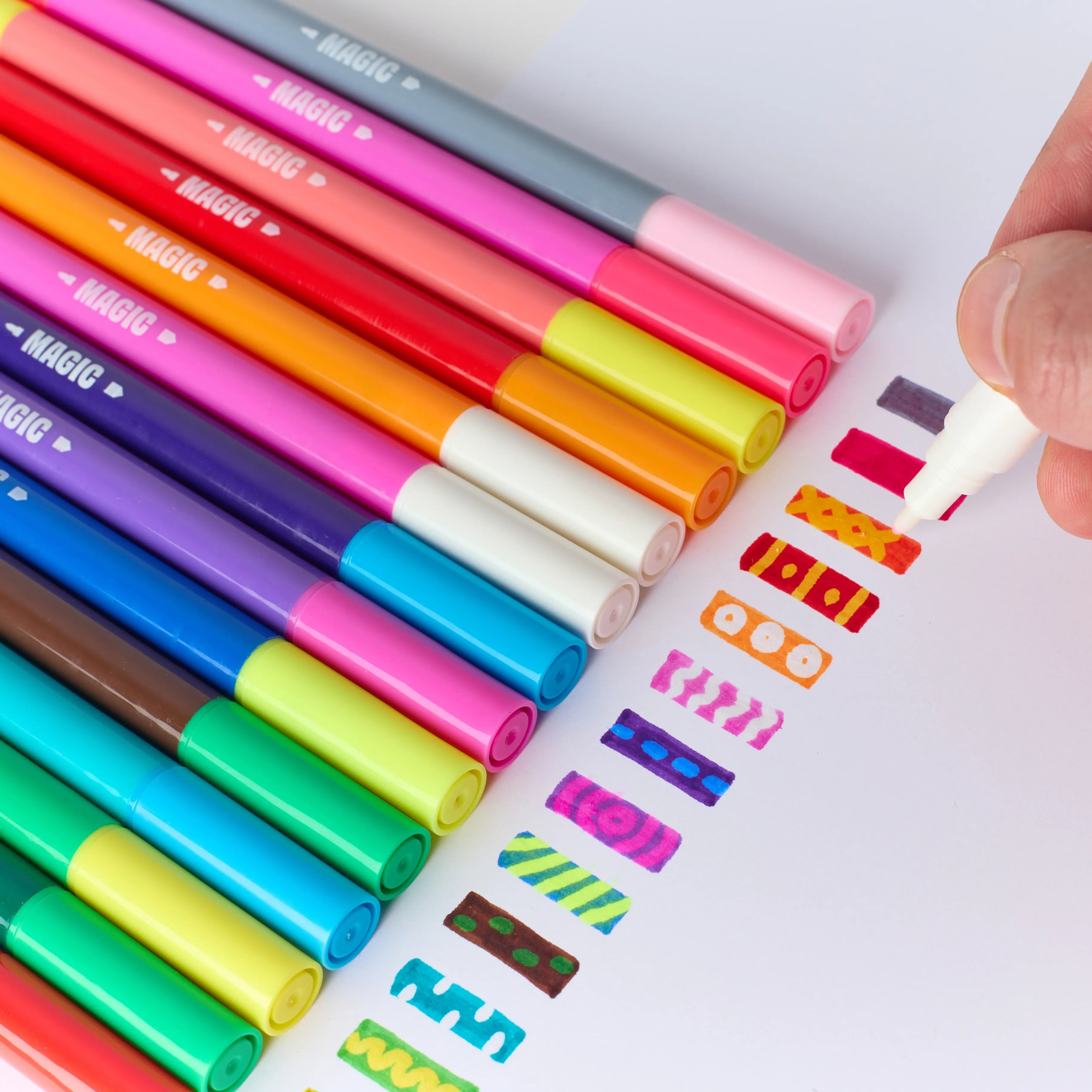Feutres magiques OMY Magic Twist - démonstration effet révélateur couleur, 16 teintes changeantes pour enfant