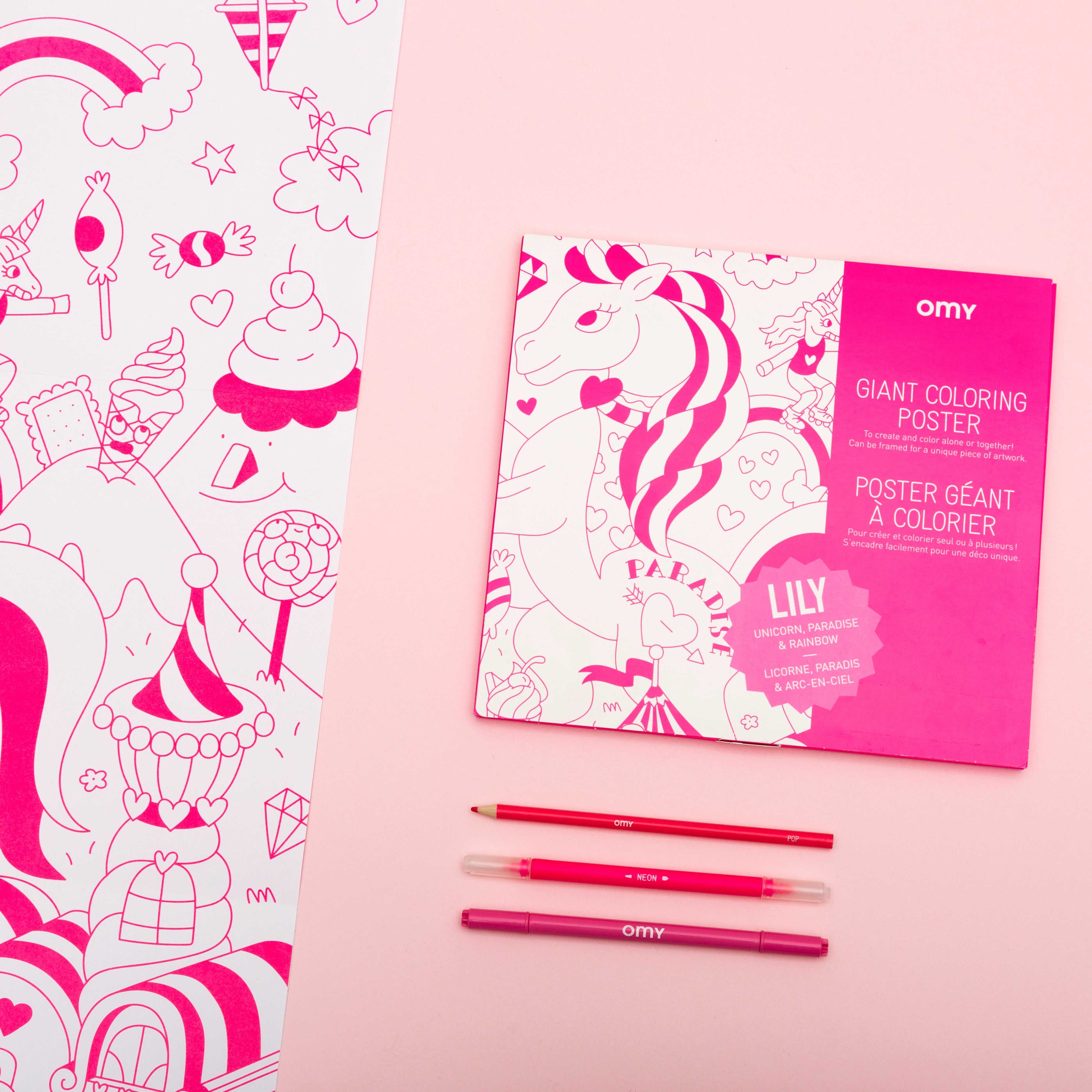Lily Poster, géant a colorié une ambiance avec trois stylos et packaging plus poster ouvert