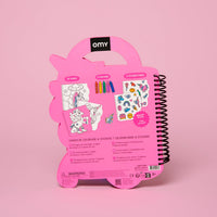 Parte trasera del cuaderno para colorear y stickers Lily OMY con forma de unicornio rosa: 35 páginas para colorear, 2 páginas de stickers y 5 crayones de cera, a partir de 3 años