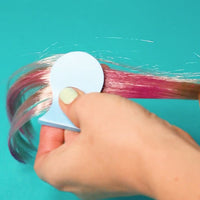  Main appliquant Hair Chalk OMY – Coloration cheveux éphémère facile à poser