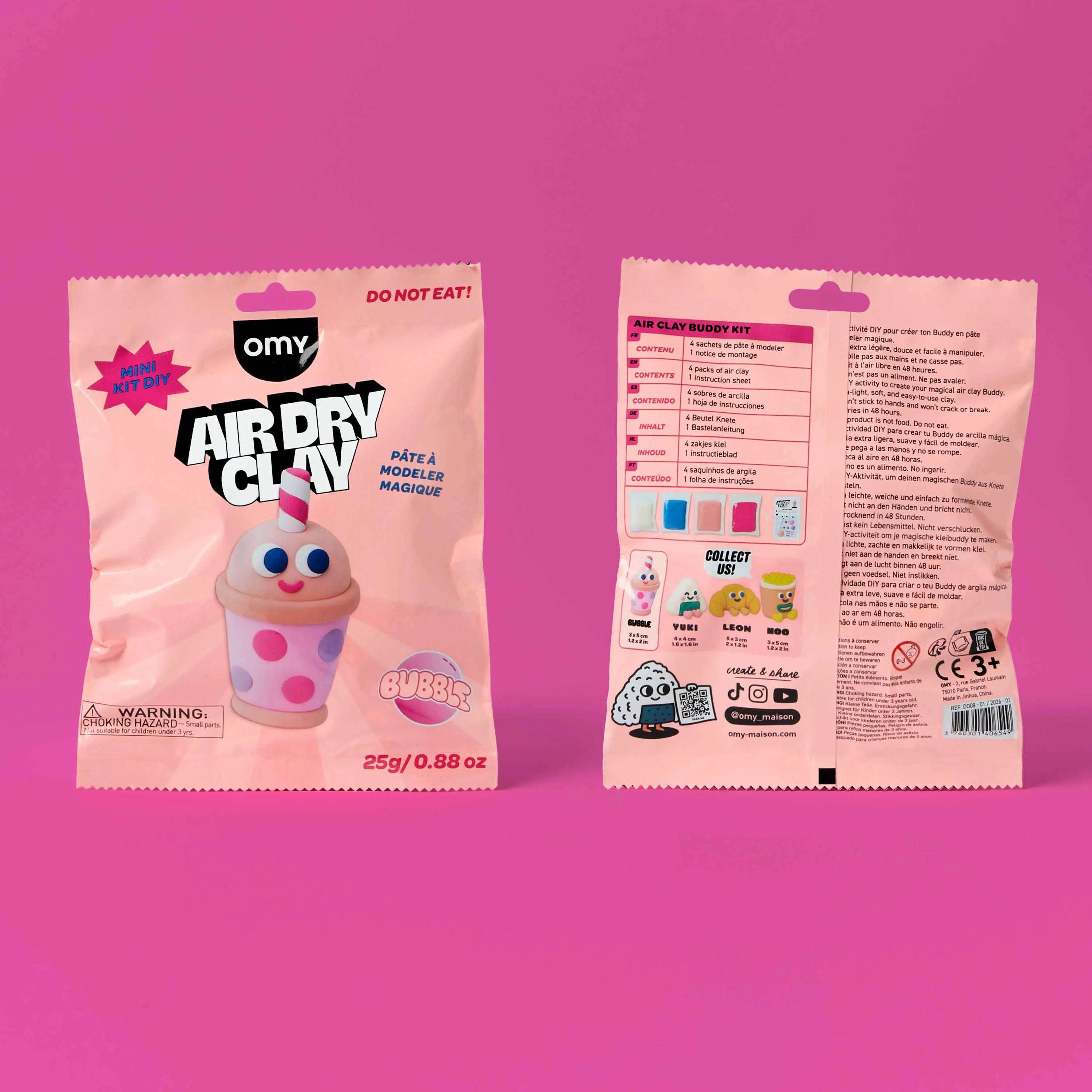 Sachet OMY Air Dry Clay Bubble présenté de face et de dos sur fond rose