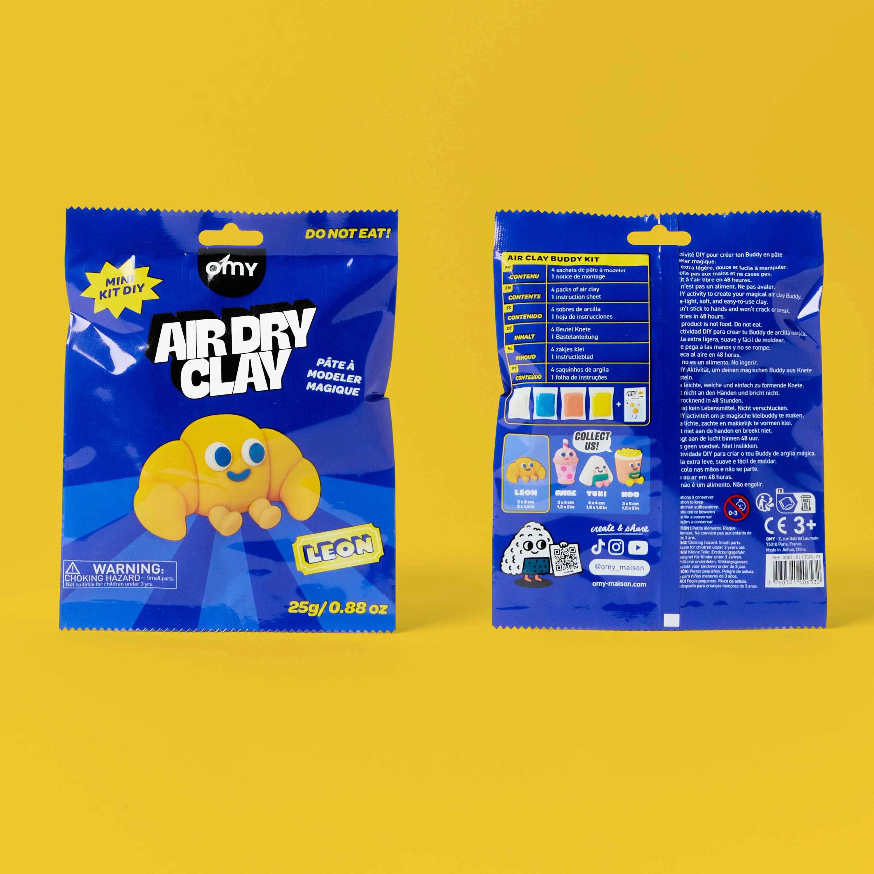 Bustina OMY Air Dry Clay Léon mostrata frontalmente e sul retro su sfondo giallo