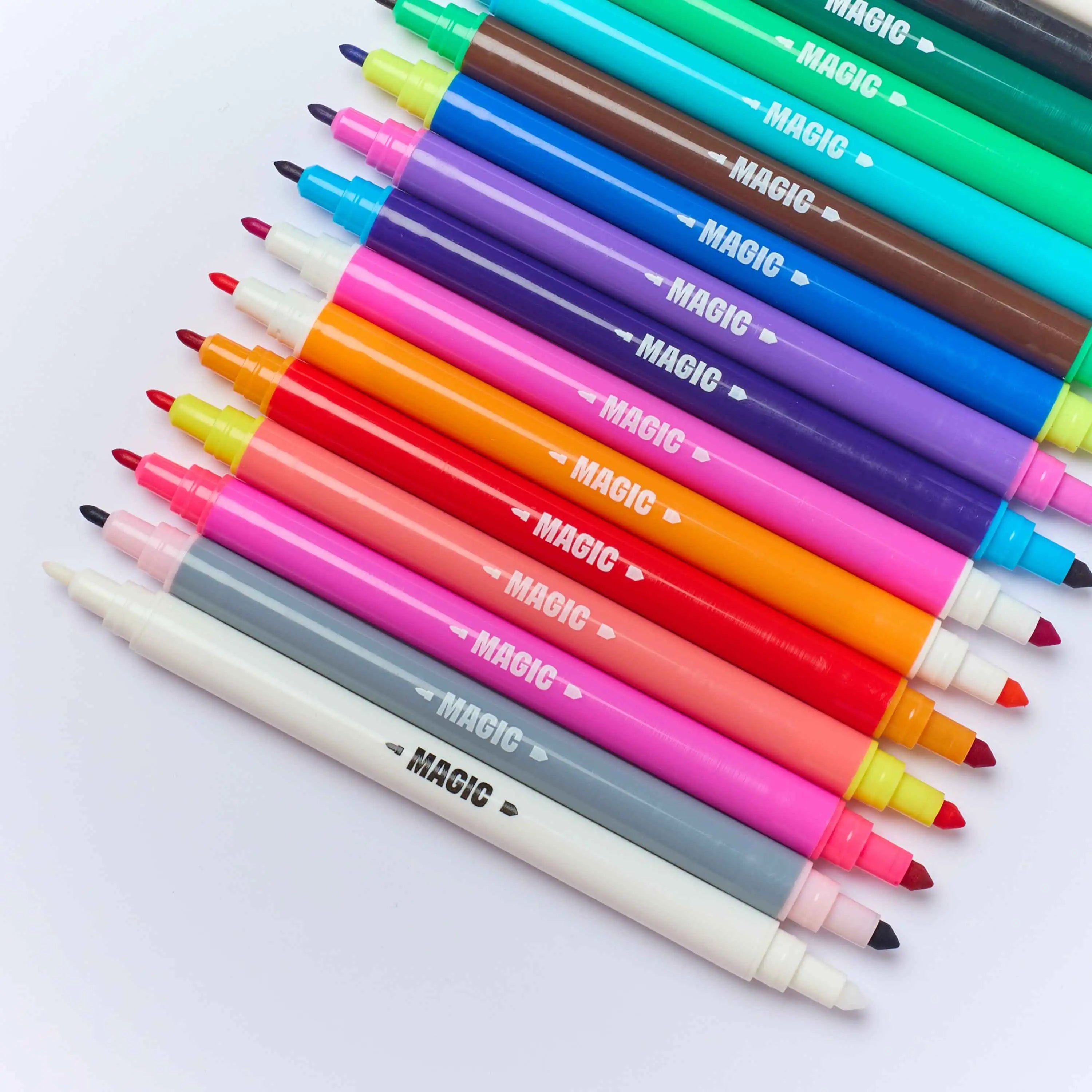 Feutres double pointe OMY Magic Twist - 16 couleurs vives avec encre magique changeante