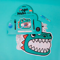 Magic Water Dinos OMY dès 18 mois : 2 sets de table coloriables à l'eau à l'infini et stylo à eau, sur fond turquoise