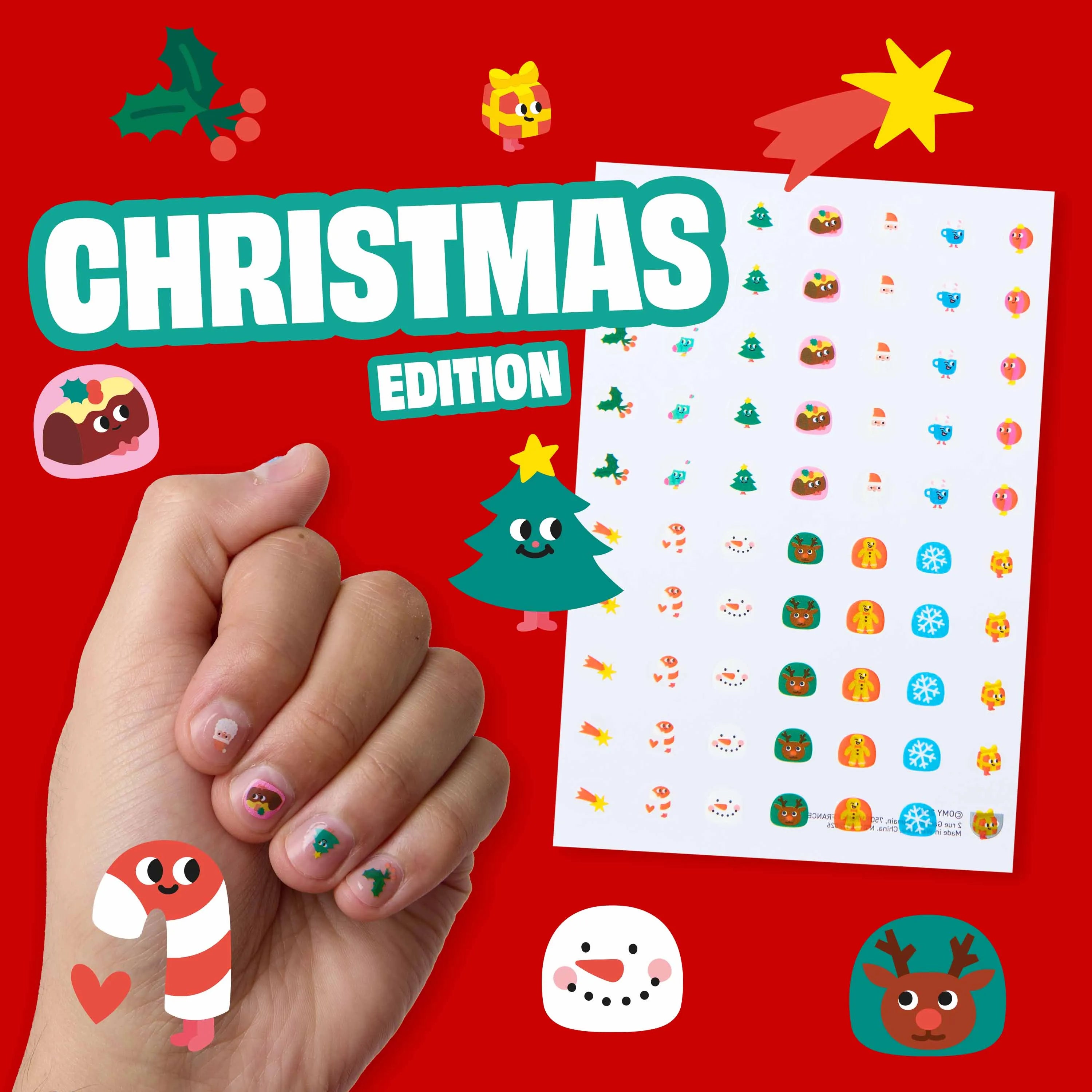 Stickers para uñas OMY edición navideña presentados en una lámina y aplicados en las uñas.